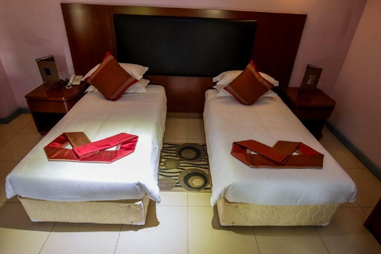 Orient Park Hotel Kigali Exterior foto