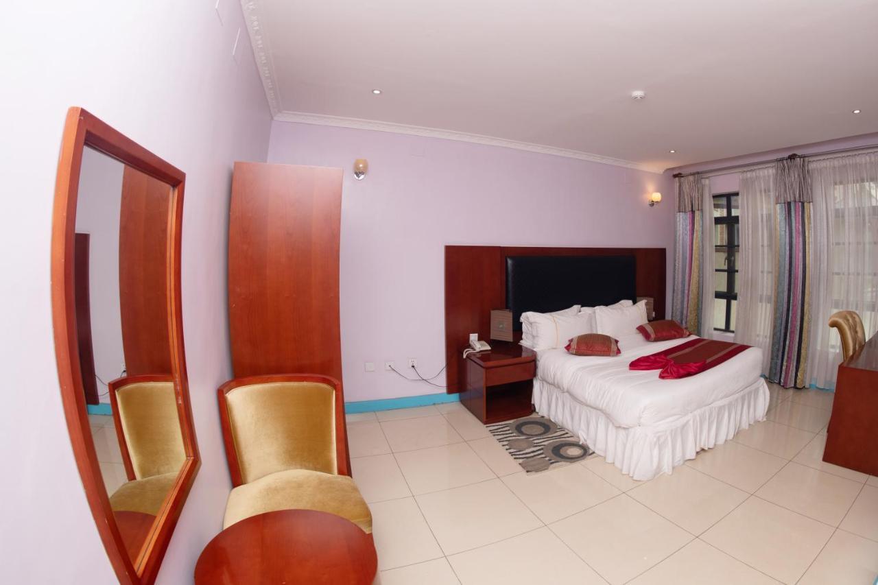 Orient Park Hotel Kigali Exterior foto