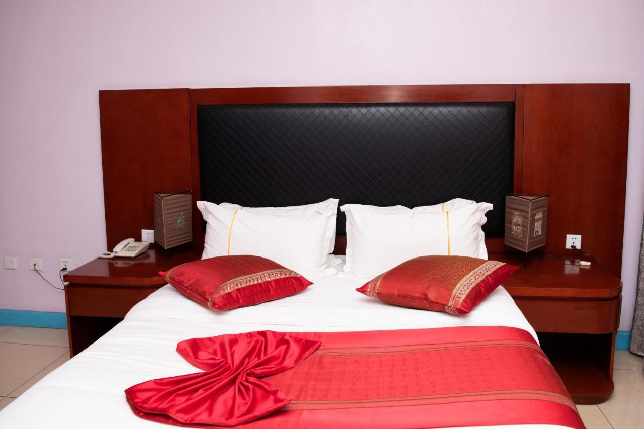 Orient Park Hotel Kigali Exterior foto