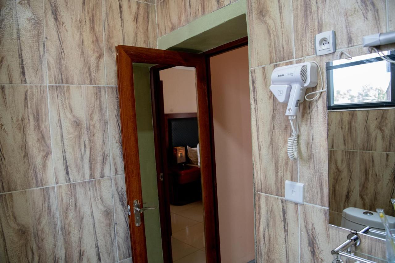 Orient Park Hotel Kigali Exterior foto
